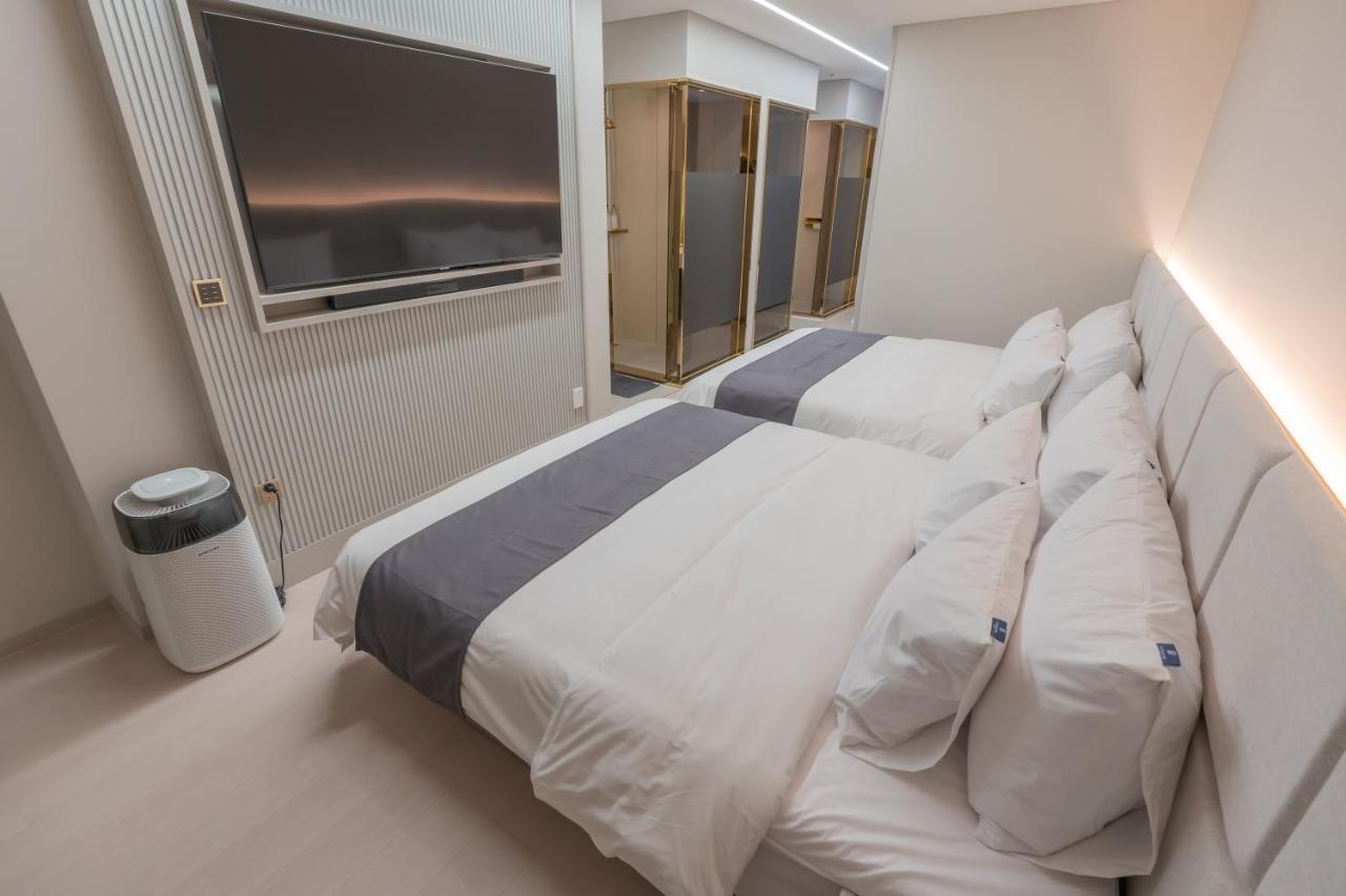 Denbasta Central Hotel Seomyeon Μπουσάν Εξωτερικό φωτογραφία