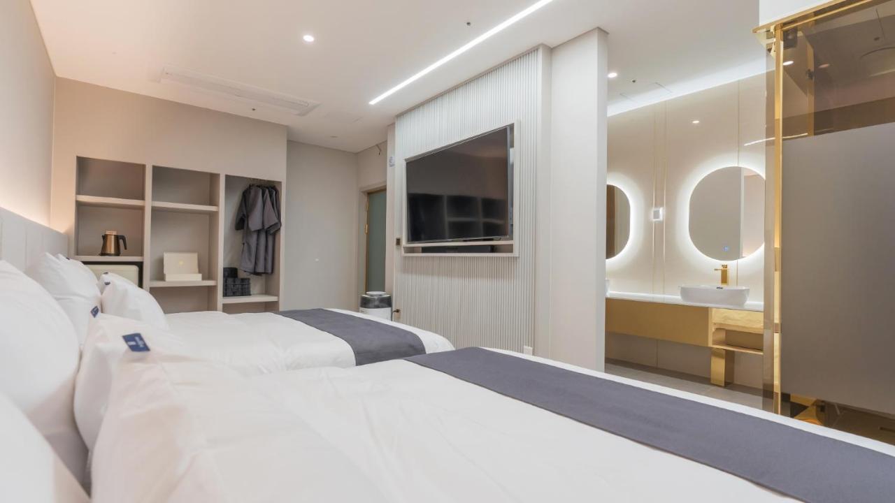 Denbasta Central Hotel Seomyeon Μπουσάν Εξωτερικό φωτογραφία