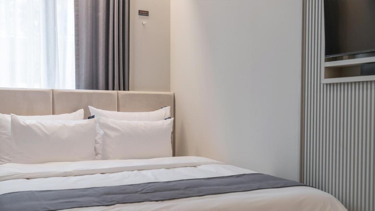 Denbasta Central Hotel Seomyeon Μπουσάν Εξωτερικό φωτογραφία