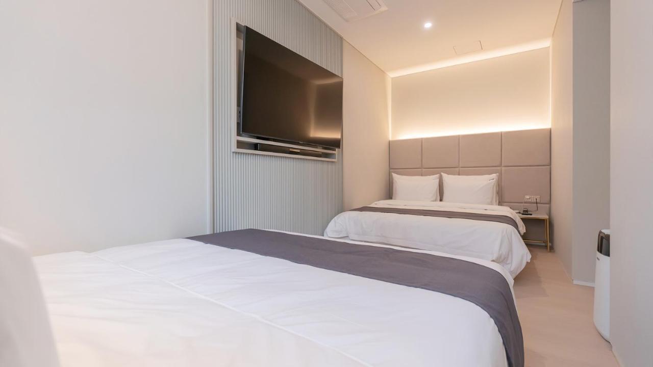 Denbasta Central Hotel Seomyeon Μπουσάν Εξωτερικό φωτογραφία