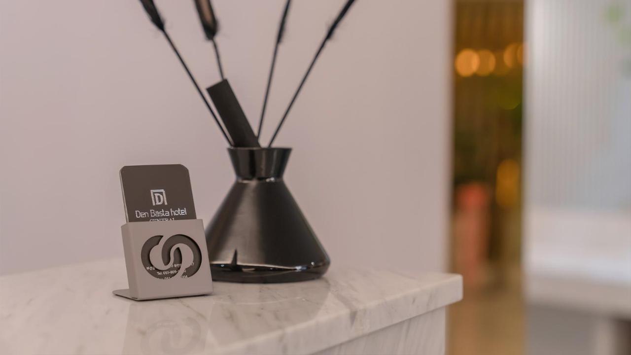 Denbasta Central Hotel Seomyeon Μπουσάν Εξωτερικό φωτογραφία