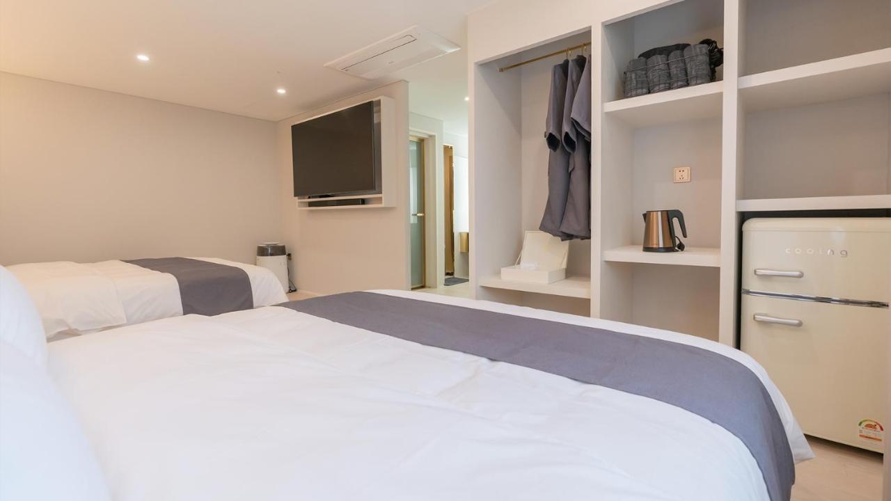 Denbasta Central Hotel Seomyeon Μπουσάν Εξωτερικό φωτογραφία